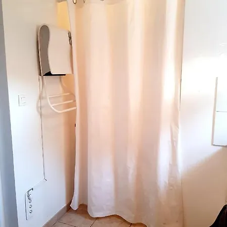 Studio dans la Villa les Cigales Lézignan-Corbières Extérieur photo